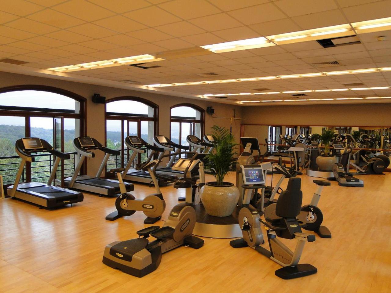 Zekeriyaköy Kemer Country Hotel Istanbul מראה חיצוני תמונה
